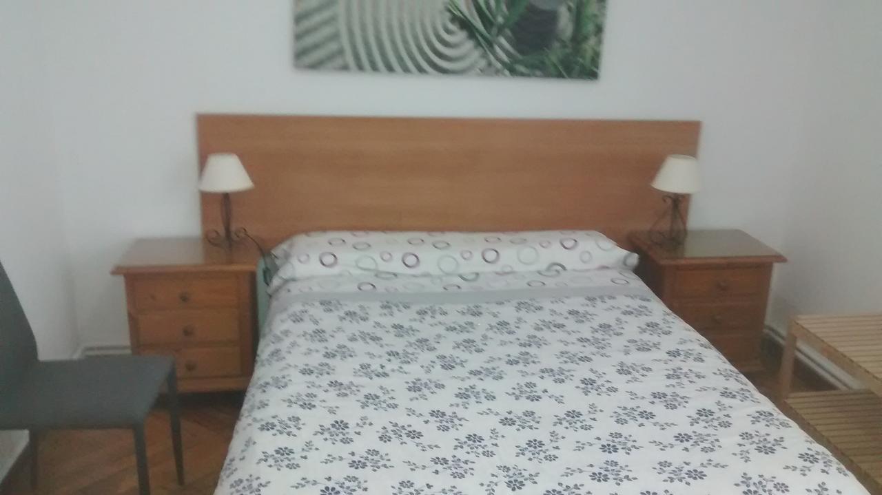 Pension Santa Rita Сантяго де Компостела Екстериор снимка